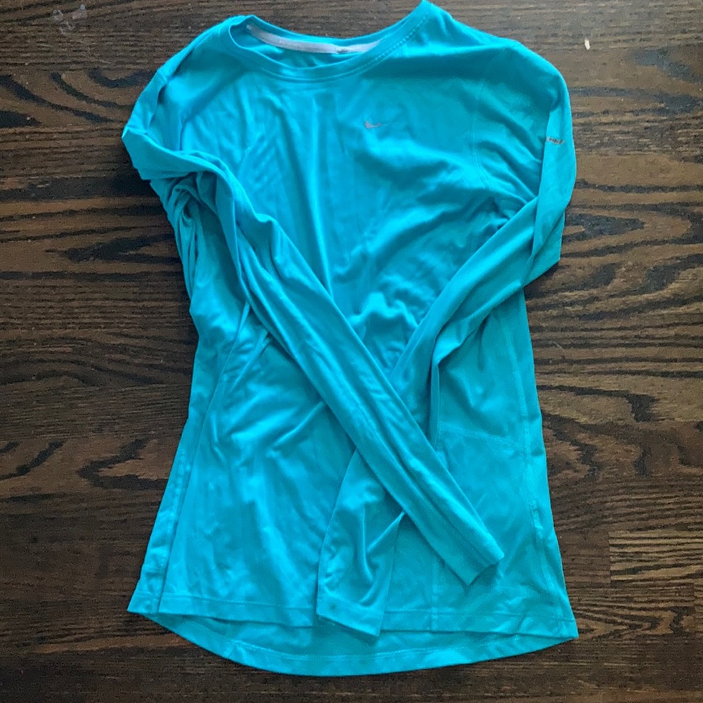 Nike dri fit long sleeve